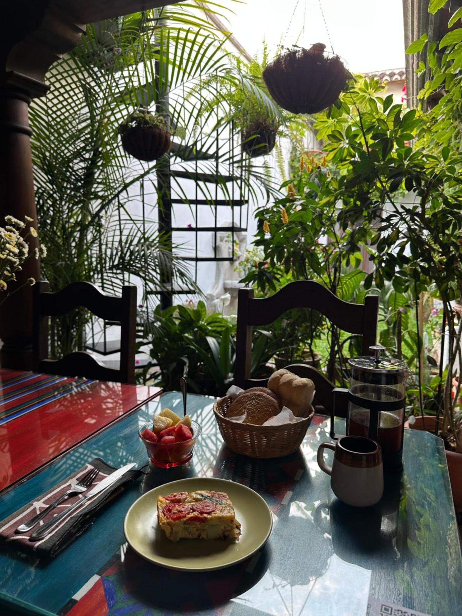 Casa Elena Bed & Breakfast Antigua Екстериор снимка