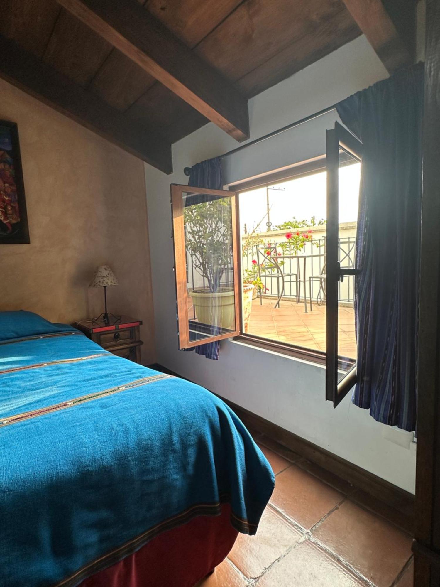 Casa Elena Bed & Breakfast Antigua Екстериор снимка