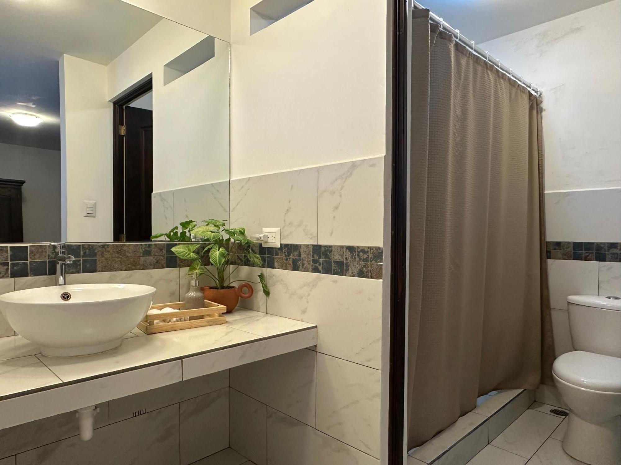 Casa Elena Bed & Breakfast Antigua Екстериор снимка