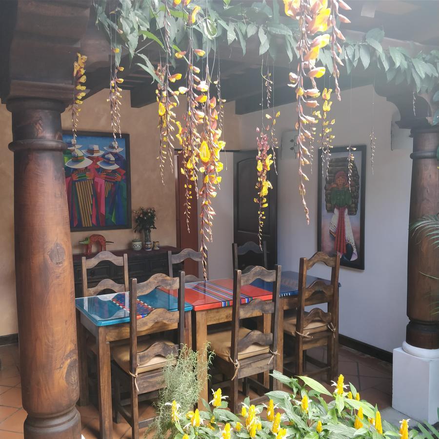 Casa Elena Bed & Breakfast Antigua Екстериор снимка